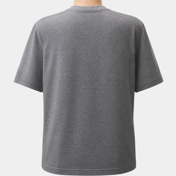 CAMISETA MASCULINA MESCLA ESCURA, LOGO EMBORRACHADA